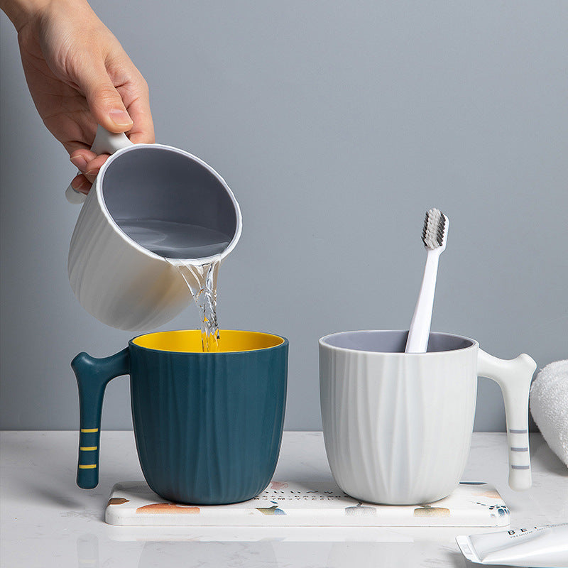 Mouthwash cup, simple household toothbrush cup, couple toothbrush cup set, creative portable tooth mug/tooth holder